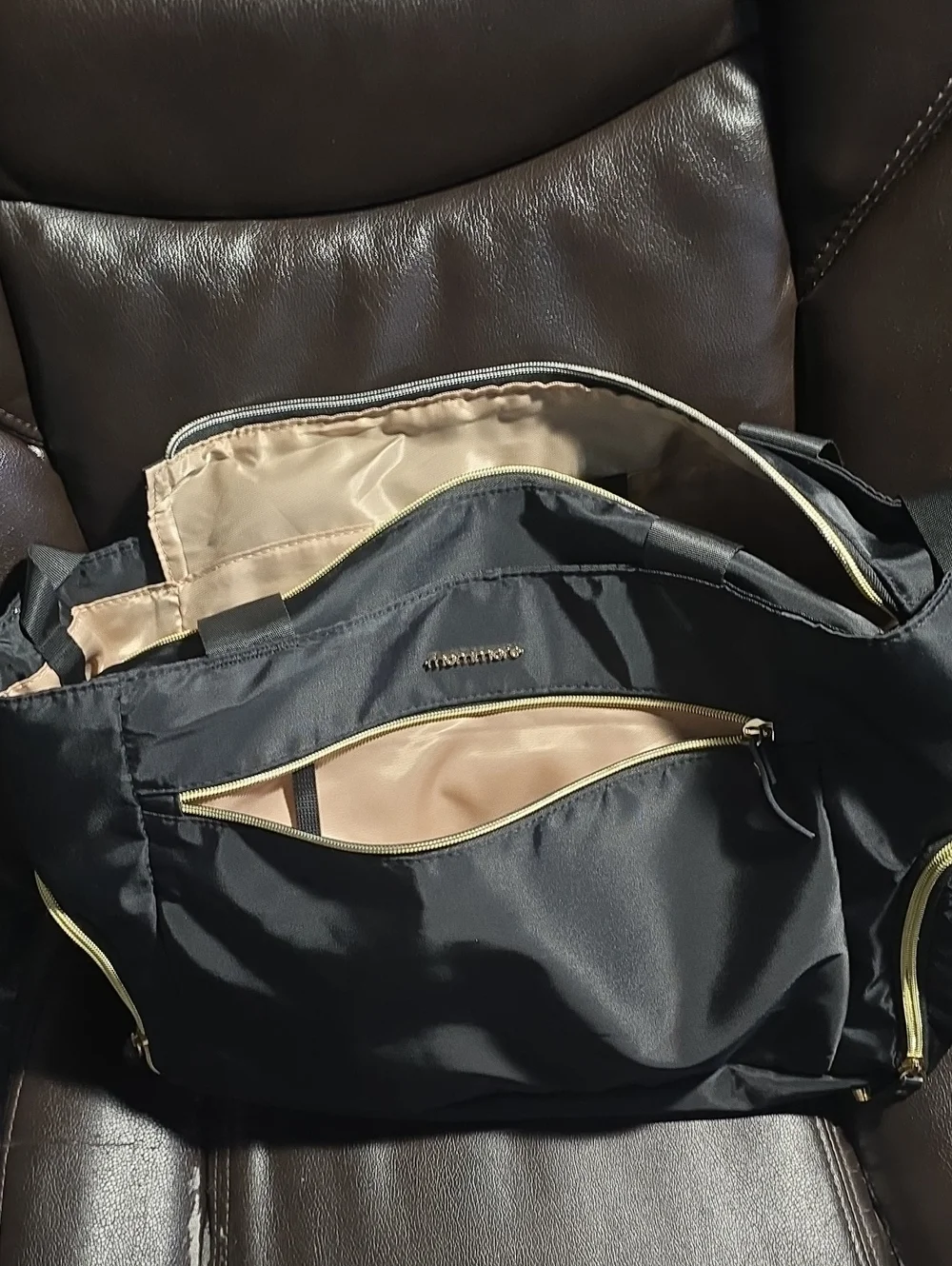 Men's Black Duffel Bag with Gold Accents - Lightweight Travel Companion